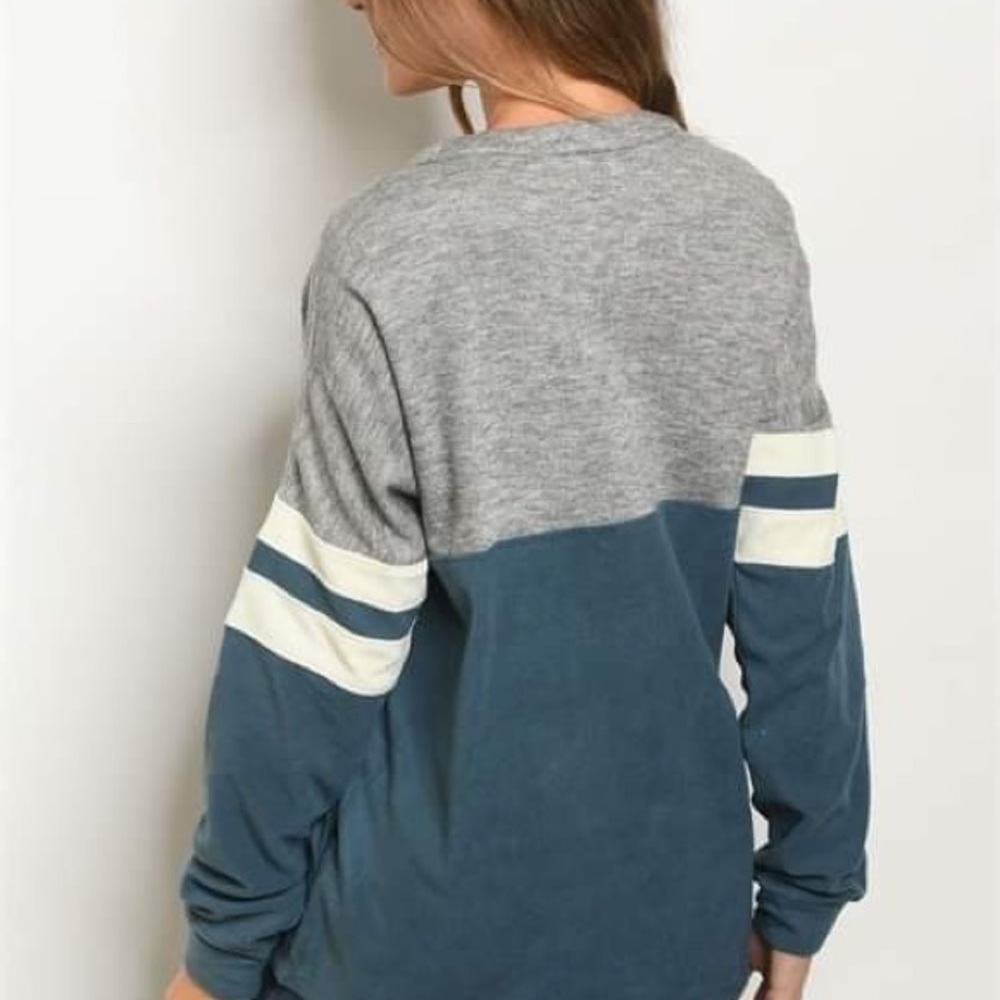 Be Mine Soft Blue & gray lace up Tunic Sweatshirt - Picture 3 of 5